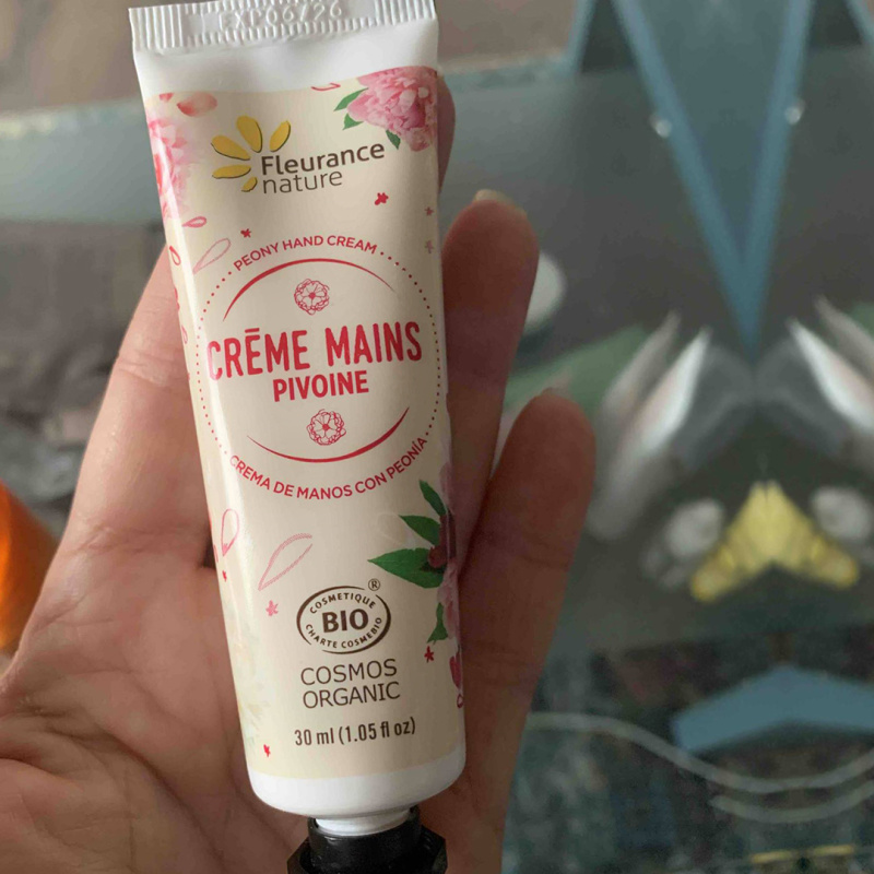 Cremă de mâini cu flori de bujor 30ml