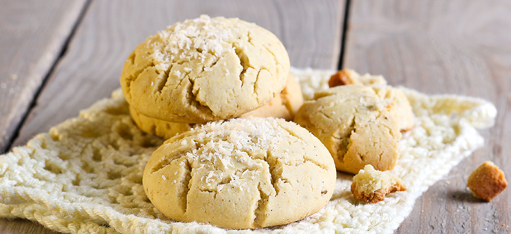 Biscuiti vegani cu faina de cocos si faina de orez