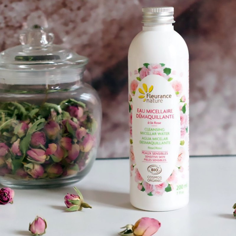 Apă micelară cu trandafiri de Damasc 200ml
