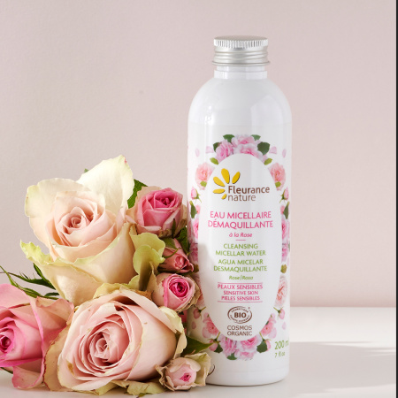 Apă micelară cu trandafiri de Damasc 200ml
